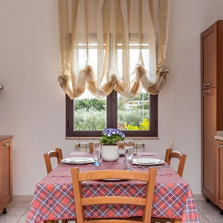 Casa Marta אורוסיי